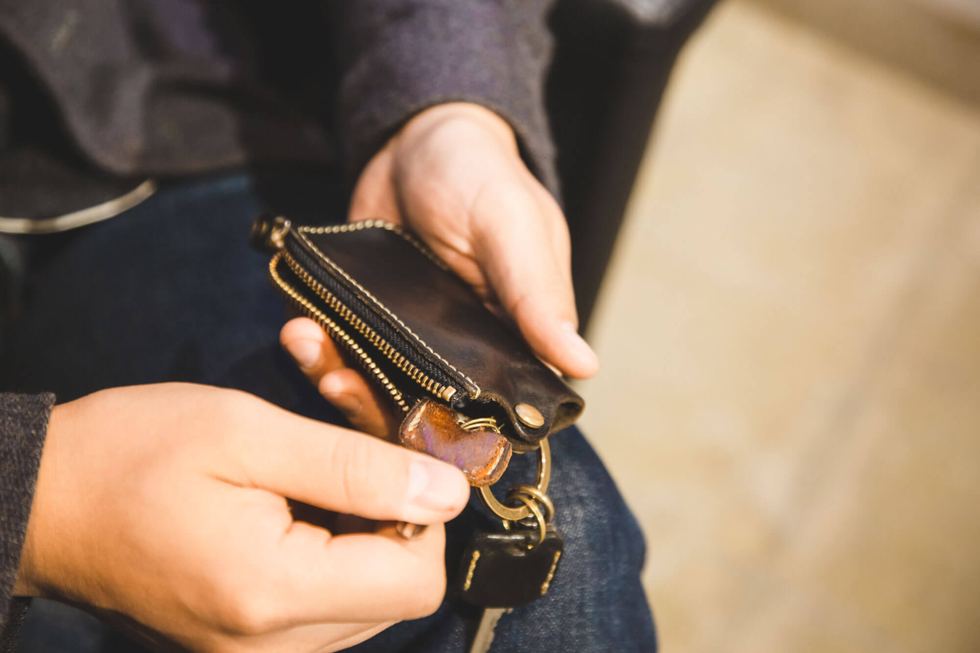 エイジングしたZIPキーケース