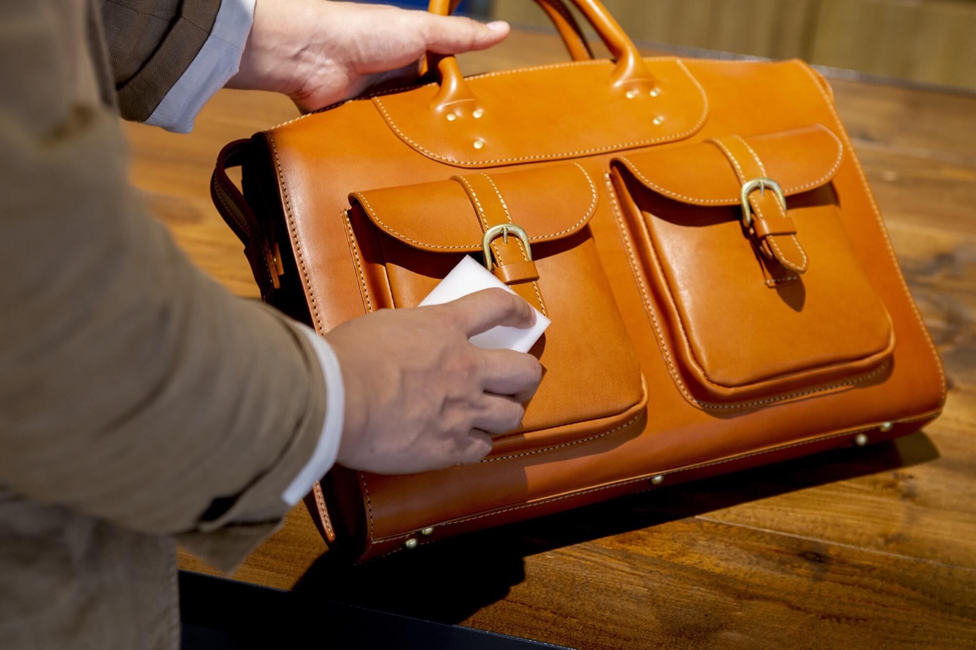 メンテナンスオイルを塗る