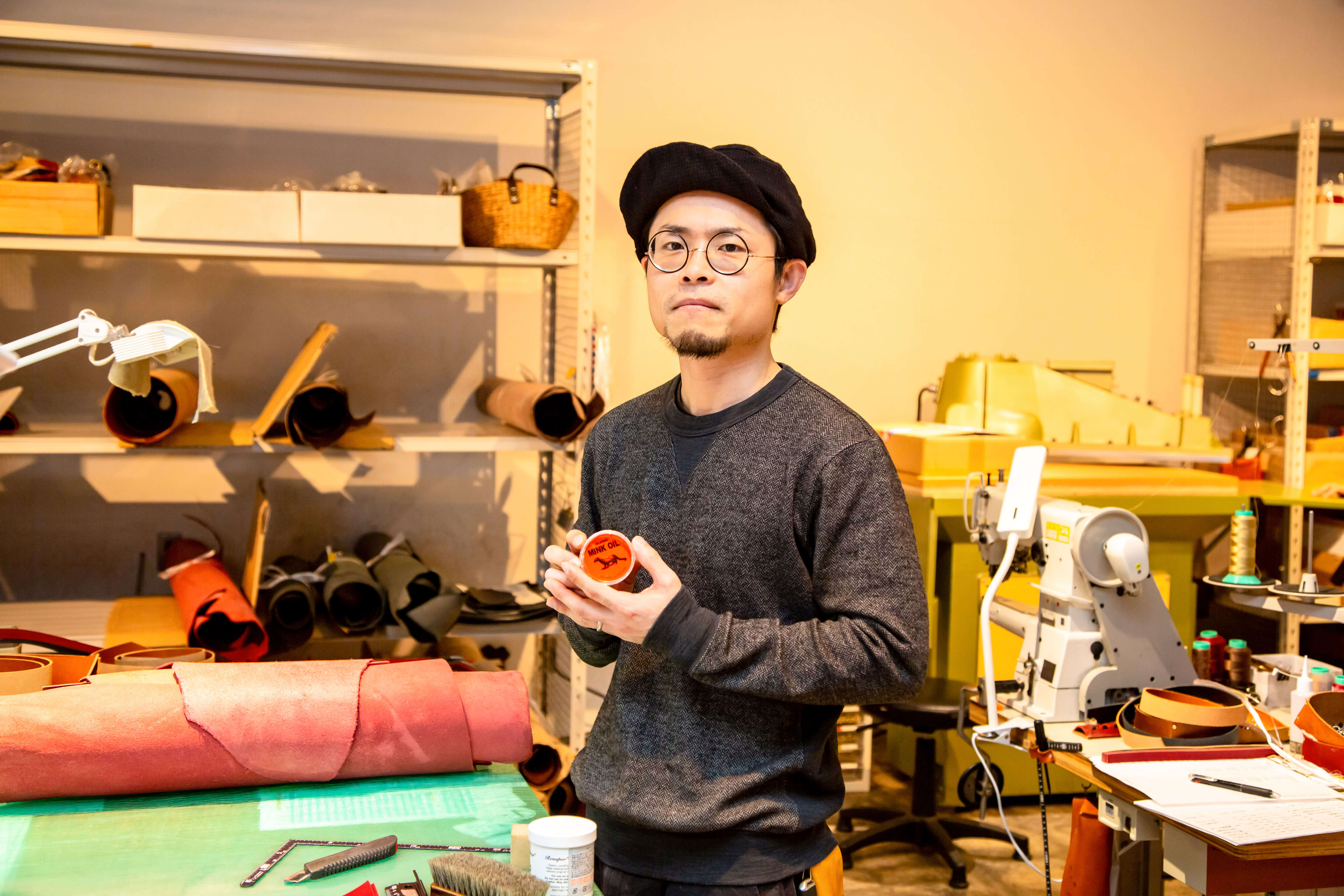 革職人が愛用するレザークリーナーとケア用品