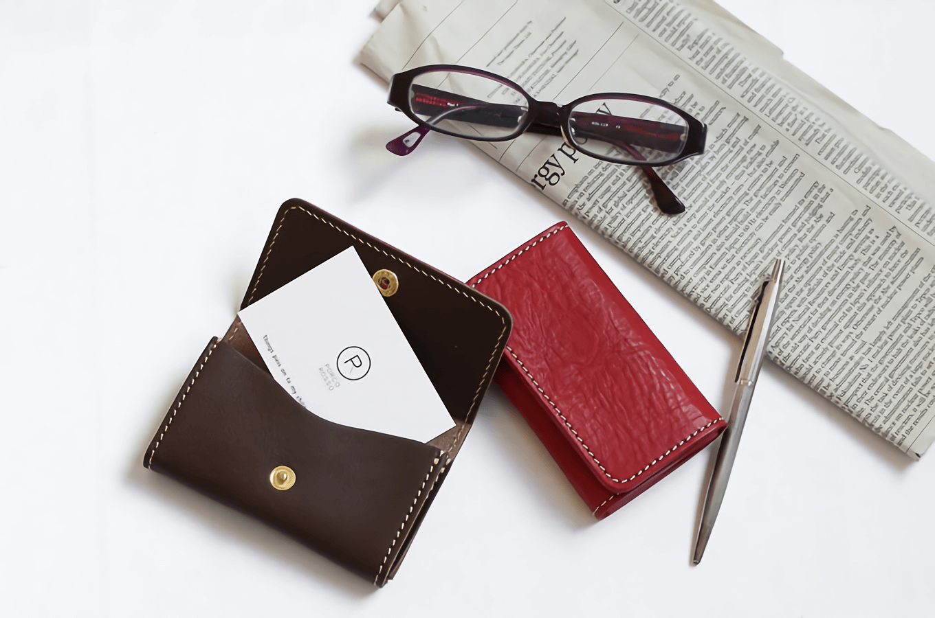 名刺入れ 仕切り付き