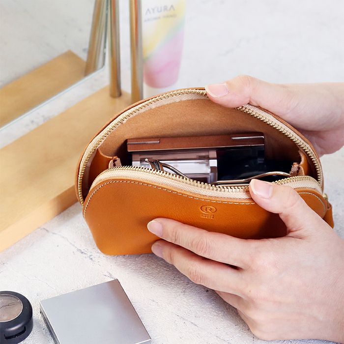 ラウンドポーチS[sokunou] ｜革鞄・革小物のPORCO ROSSO（ポルコロッソ）