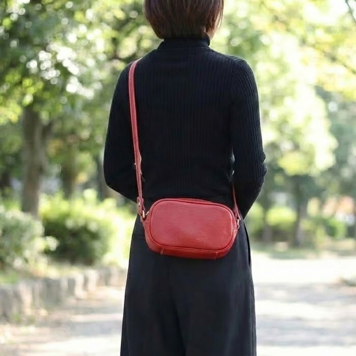 ソフトレザースクエアポシェット｜PORCO ROSSO