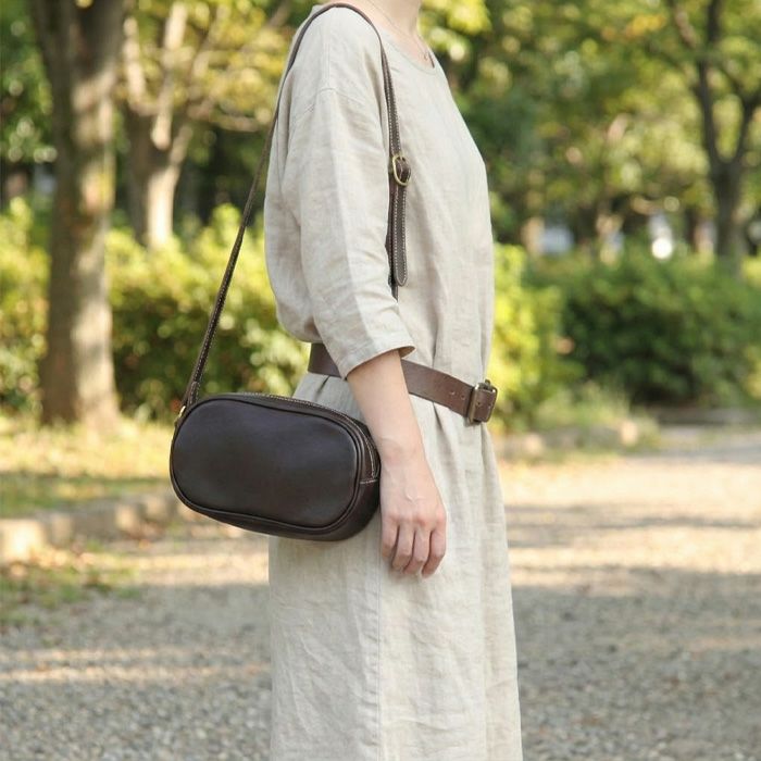 ソフトレザースクエアポシェット｜PORCO ROSSO