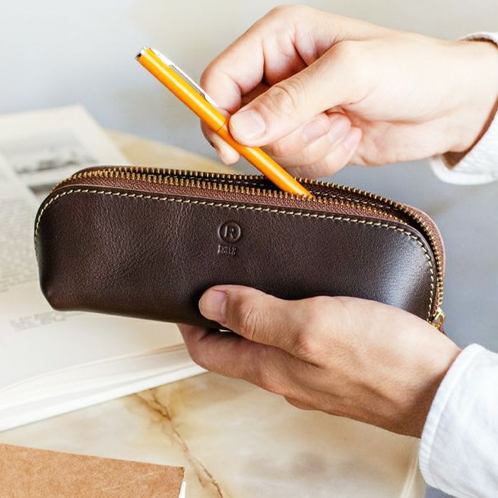 三角ペンケース｜革鞄・革小物のPORCO ROSSO（ポルコロッソ）