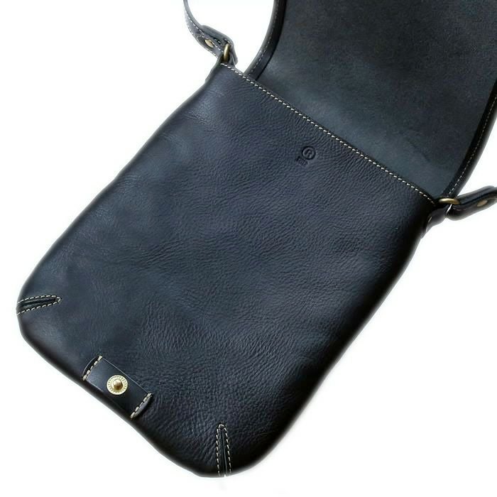 バーティカルカバーショルダーバッグ｜PORCO ROSSO