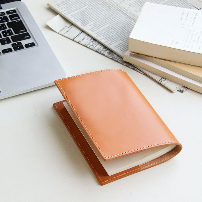 文庫本カバー｜革鞄と革小物のPORCO ROSSO（ポルコロッソ）