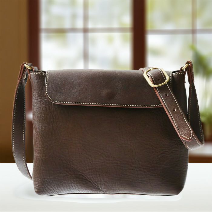 フラップスクエアショルダーバッグM｜PORCO ROSSO