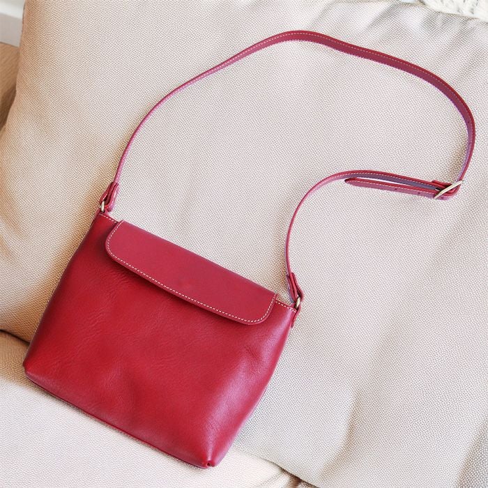 フラップスクエアショルダーバッグM｜PORCO ROSSO