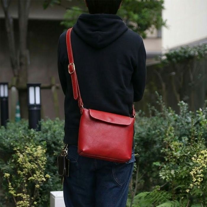 フラップスクエアショルダーバッグM｜PORCO ROSSO