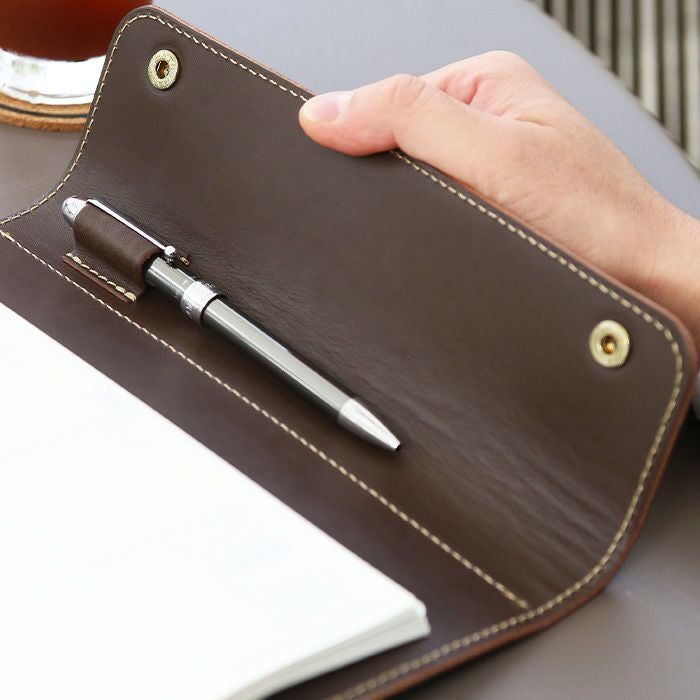 フラップ手帳カバーM 【A5・ほぼ日手帳対応サイズ】｜革鞄と革小物の