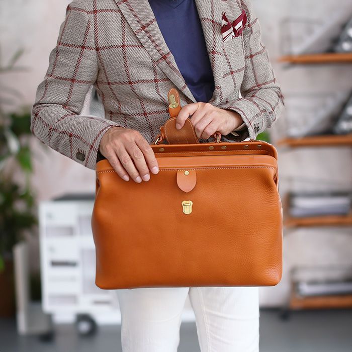 3WAYベルテッドソフトダレスバッグA4E｜PORCO ROSSO