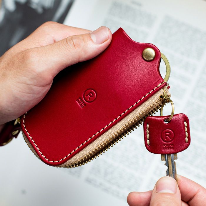 レザーZIPキーケース