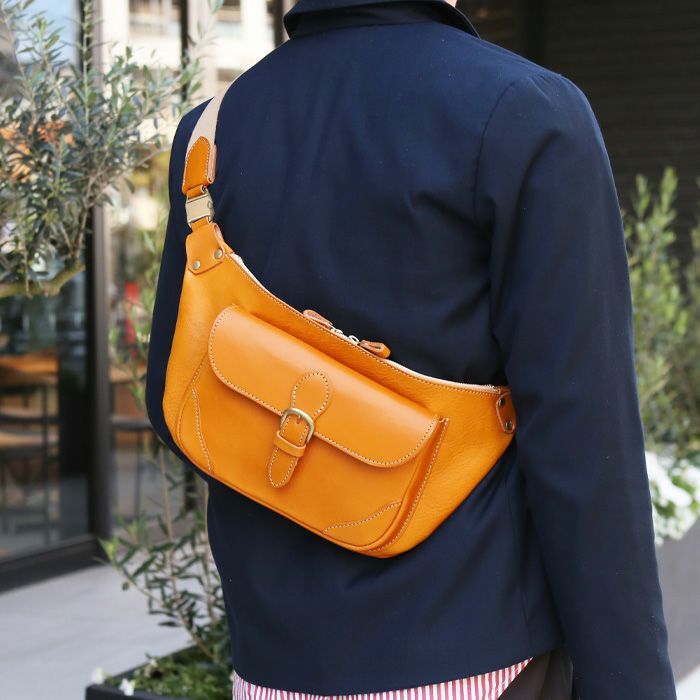 フロントポケットクロスボディバッグ｜PORCO ROSSO