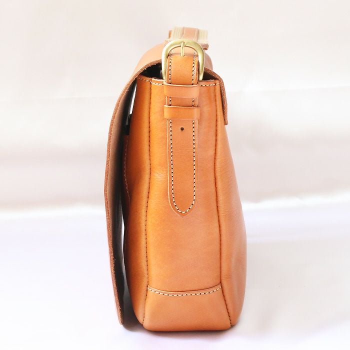 総かぶせショルダーバッグW