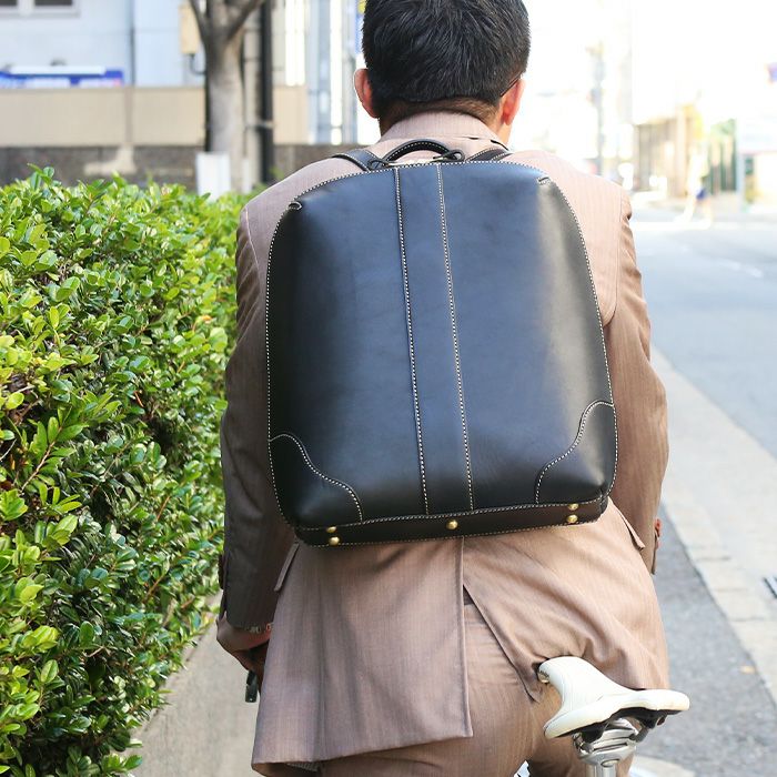 フルオープンZIPリュックサック｜PORCO ROSSO