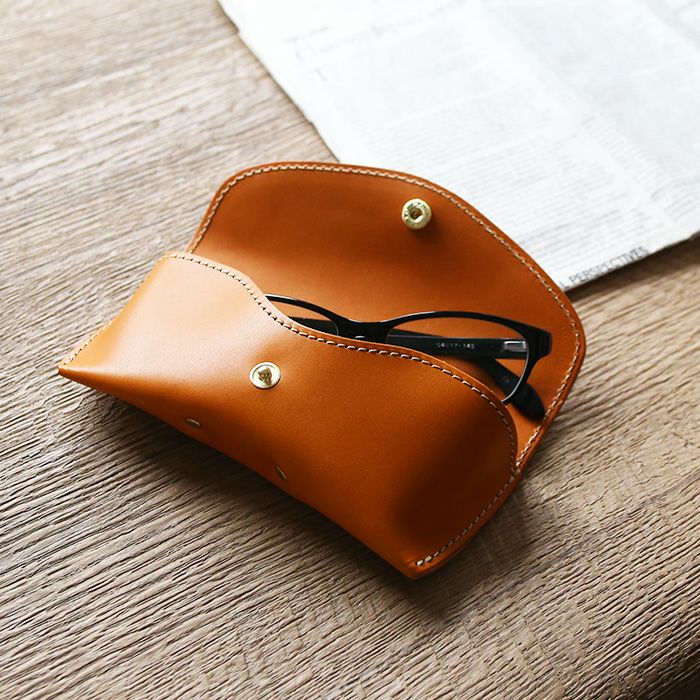 PORCO ROSSO／フラップメガネケース