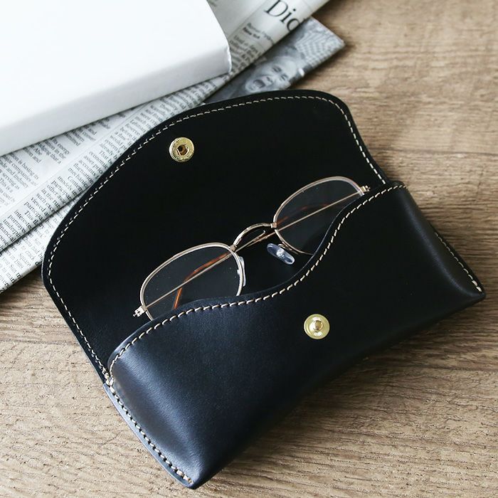 フラップメガネケース[sokunou] ｜革鞄・革小物のPORCO ROSSO