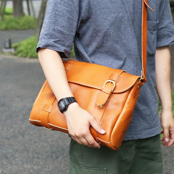 ダブルベルテッドショルダー｜革鞄・革小物のPORCO ROSSO（ポルコロッソ）