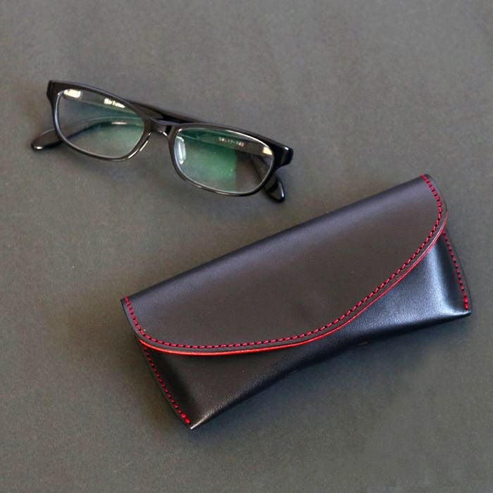 フラップメガネケース｜革鞄と革小物のPORCO ROSSO（ポルコロッソ）