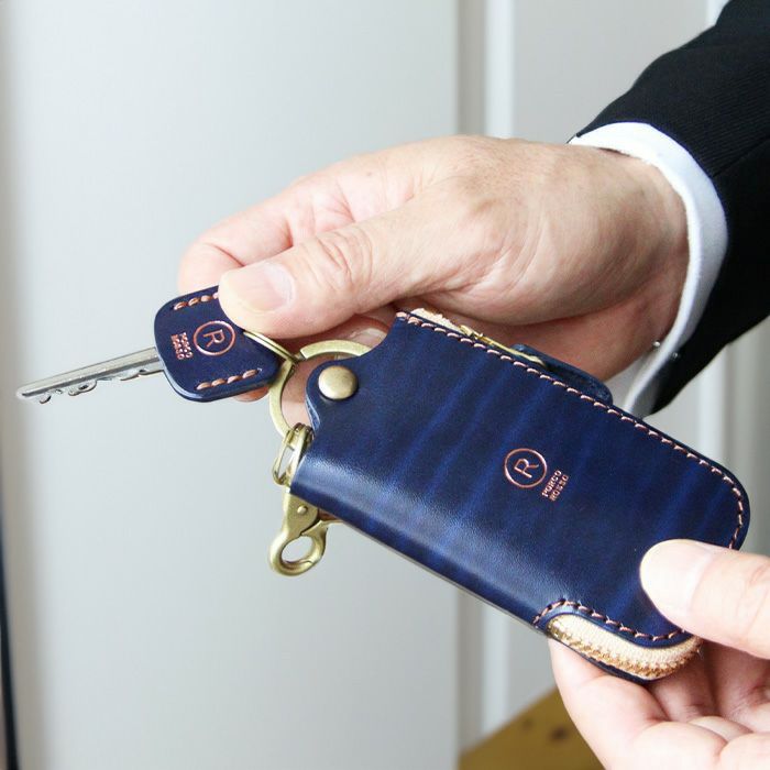 公式サイト・薬院本店限定/ルガトショルダー／レザーZIPキーケース