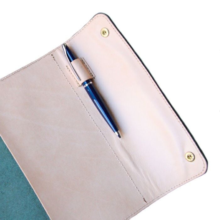 公式サイト・薬院本店限定/ルガトショルダー／フラップ手帳カバーM