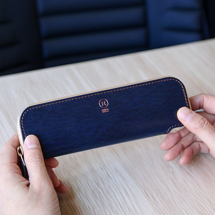 公式サイト・薬院本店限定/ルガトショルダー／トレーペンケース