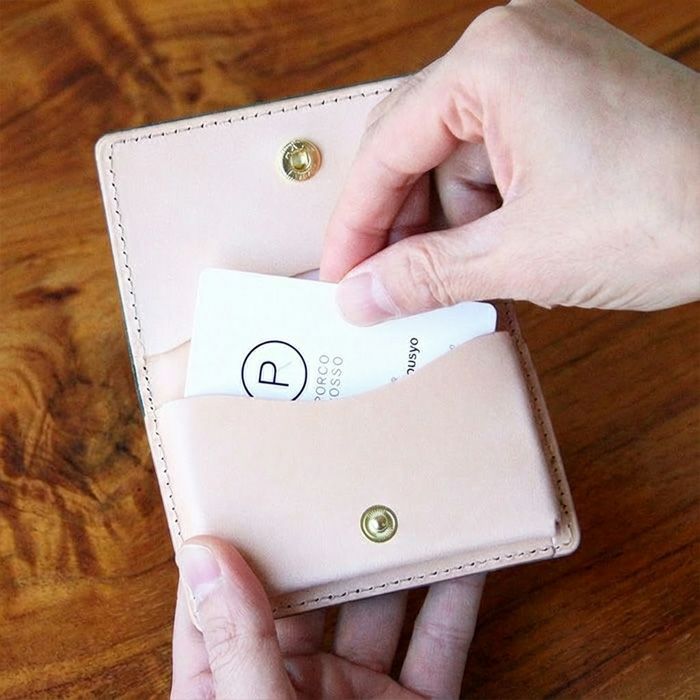 公式サイト・薬院本店限定/ルガトショルダー／名刺入れ ホック付き