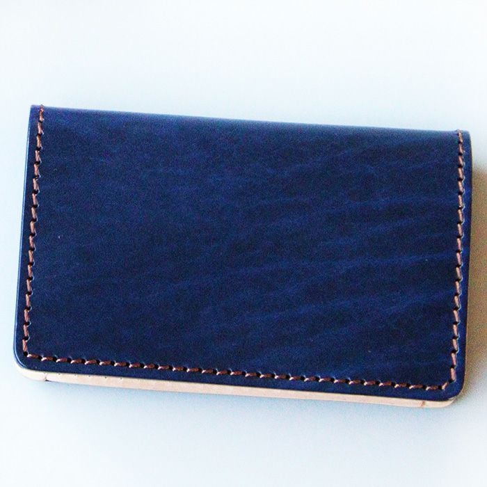 公式サイト・薬院本店限定/ルガトショルダー／名刺入れ ホック付き