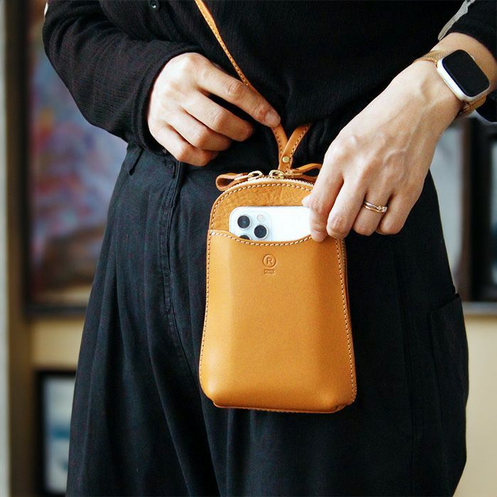 000000007741-02.jpg?size=l&w=